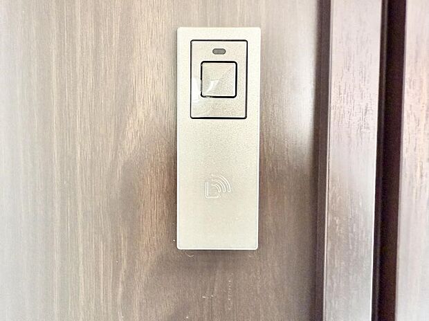 【スマートキー】■鍵を取り出さずに便利に操作できて快適