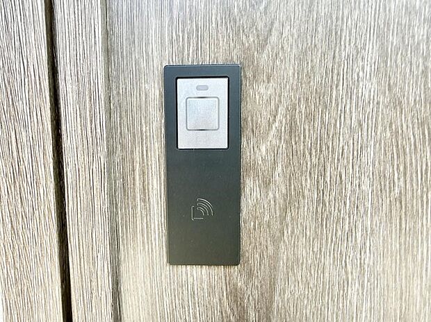 【スマートキー】■手軽にロック解除できますね
