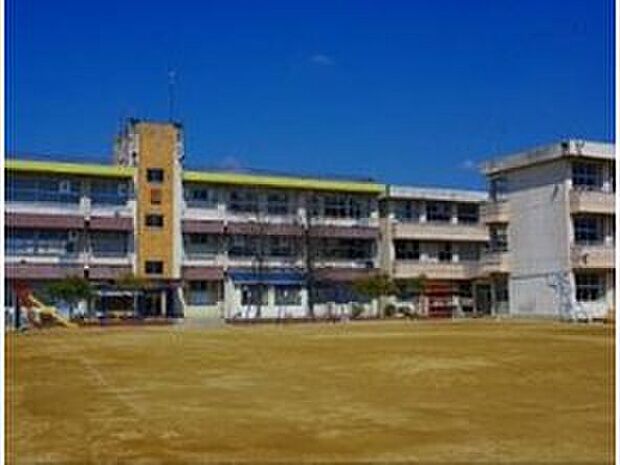 前栽小学校（約2,035m）