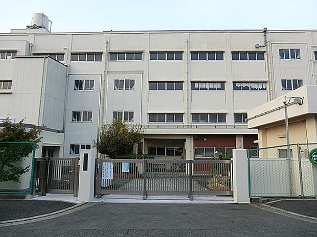 横浜市立新橋小学校（約670m）