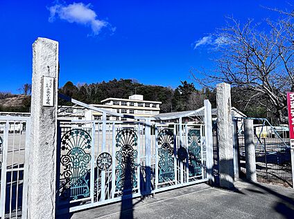 平第六小学校 3,500m(徒歩44分)