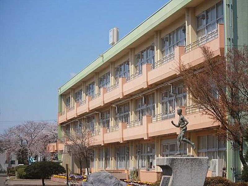 坂東市立岩井中学校