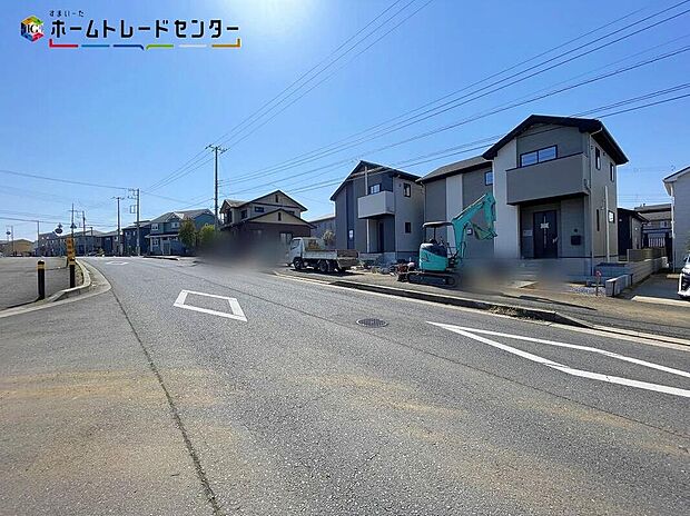 1号棟
システムキッチン、浴室乾燥機、ウォークインクローゼット、床下収納、TVモニター付インターホン、24時間換気システム、シューズインクローク、折り上げ天井、駐車場2台(車種による)!