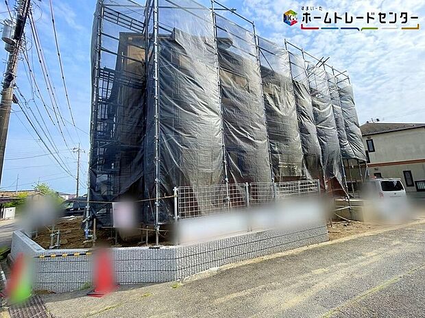 1号棟嬉しい仕様がたくさん!浴室暖房換気乾燥機、食器洗浄乾燥機、床下収納、24時間換気、ウォークインクローゼット、シューズインクローク、パントリー、吹抜、折上天井、駐車2台可(車種による)♪