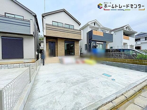 システムキッチン、浴室乾燥機、床下収納、３面鏡化粧台、２４時間換気システム、駐車２台可等♪これだけではない魅力が、現地できっと見つかる！お問合せをお待ちしております