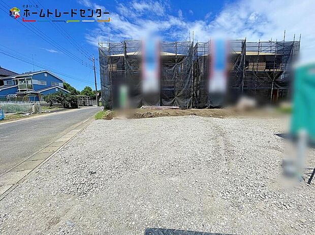 2号棟
交通量が少ない住宅街なので、雨の日でも車の走行音も気になりません。平日・お仕事帰りなど、いつでもご案内致します!お気軽にお問い合わせ下さい♪お持ちしております!
