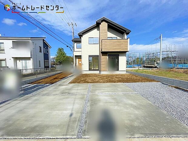 【駐車場】～Erde-エルデ-【豊かな暮らしが紡がれていく住宅】～
シリーズ『Erde』。ドイツ語で『地球』の意味！『大地に生き物がいるように末永くこの家を愛していただきたい』という願いを込めた住宅です♪