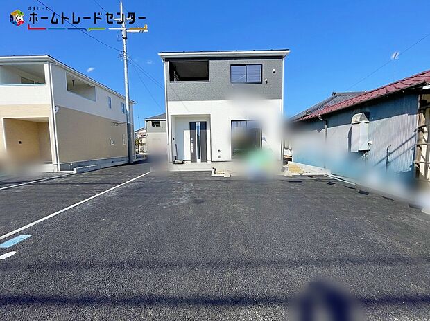 【駐車場】4号棟
家族の笑顔があふれる、ぬくもりと安心に包まれた夢のマイホーム。四季の移ろいを感じながら、心豊かな暮らしを育む理想の住まいです。毎日が特別になる、そんな場所に出会ってください!