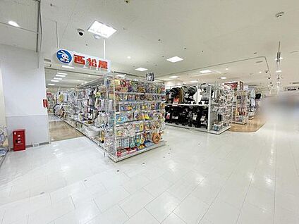 西松屋守谷テラス店 2030m(徒歩26分/車で5分)