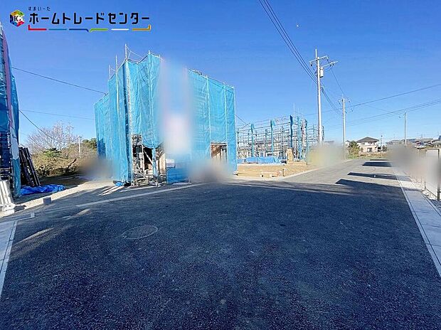 【前面道路含む現地写真】3号棟
明るく清潔感のある空間は、家族みんながリラックスして過せるでしょう!おうち時間をゆっくりと快適に過ごすための空間つくりを考えております!