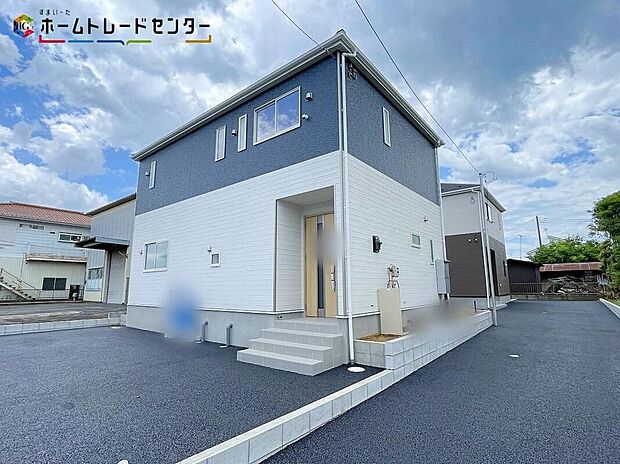 【現地外観写真】２号棟
JR常磐線「石岡」駅まで車で６分♪「耐震＋制震」を兼ね備えた家、ＱＵＩＥ（クワイエ）。住宅性能評価取得物件！安心の第三者機関による検査済み！