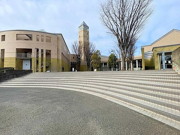 守谷市役所（約700m）