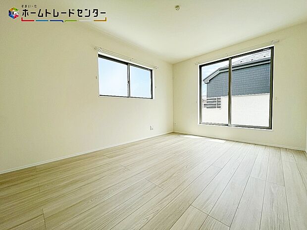 【 リビング以外の居室】A号棟
2階の私だけのプライベートルームは、家族全員が適度な距離を保てる間取りになっております!自分だけのお部屋を自分の好みのインテリアスタイルでセンスよくコーディネートしてください!