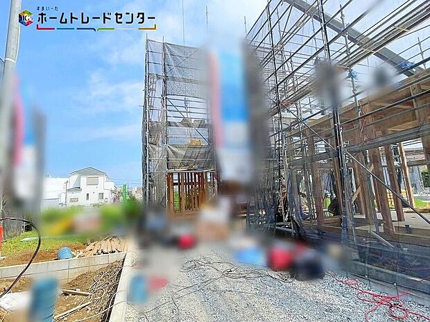 【現地外観写真】3号棟・車通りが少なく騒音が少ないため、静かで落ち着いた暮らしができるでしょう!高齢者やお子様も安心して歩ける安全な環境は暮らしやすく、長く住み続けられる環境です!