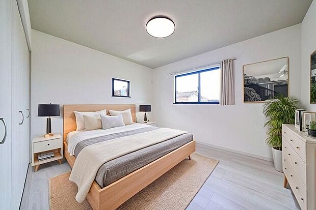 【寝室】クローゼットには豊富な収納スペースで、衣類や個人のアイテムを整理整頓することができます。スッキリした寝室は癒しの空間を提供します。※家具の配置等はイメージです。