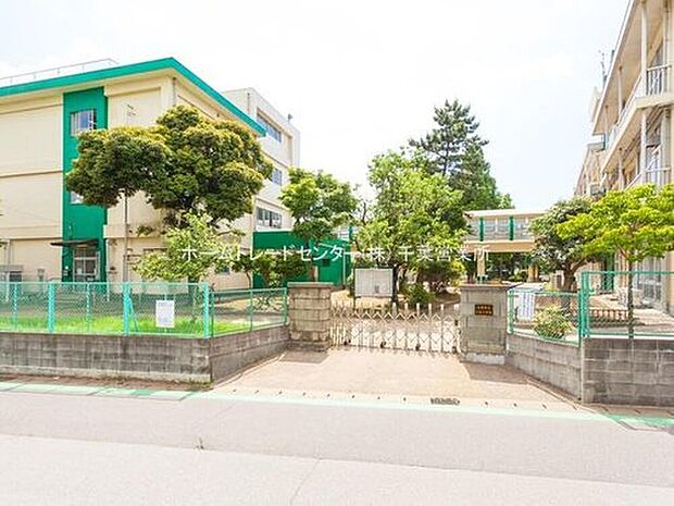 千葉市立小倉小学校（約1,077m）
