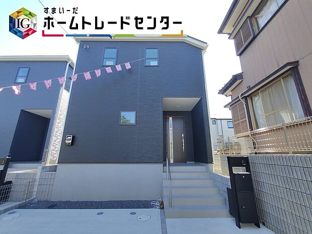 【現地外観写真】【本日御案内可能です♪】
平日・土日祝日やお仕事帰りなどお客様のご都合に合わせて、営業スタッフが誠心誠意真心込めて御対応してます♪お気軽にお問い合わせください♪