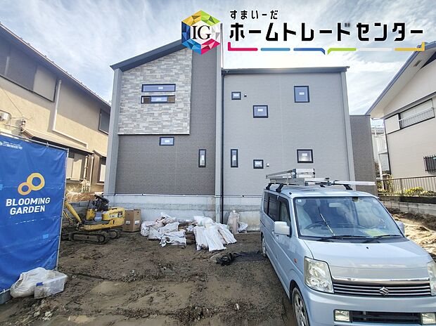 【現地外観写真】【本日御案内可能です♪】
平日・土日祝日やお仕事帰りなどお客様のご都合に合わせて、営業スタッフが誠心誠意真心込めて御対応してます♪お気軽にお問い合わせください♪