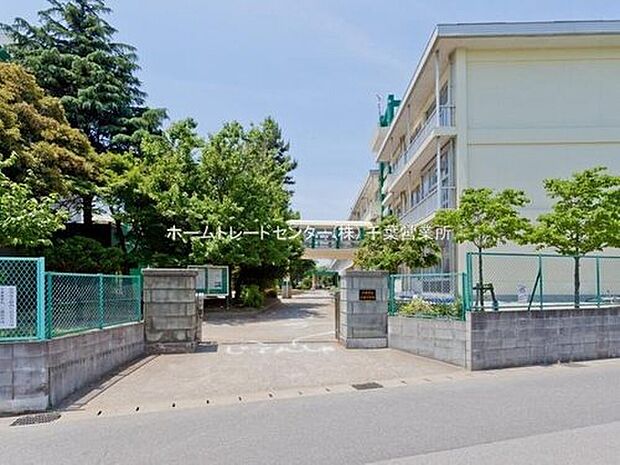 千葉市立小倉小学校（約711m）