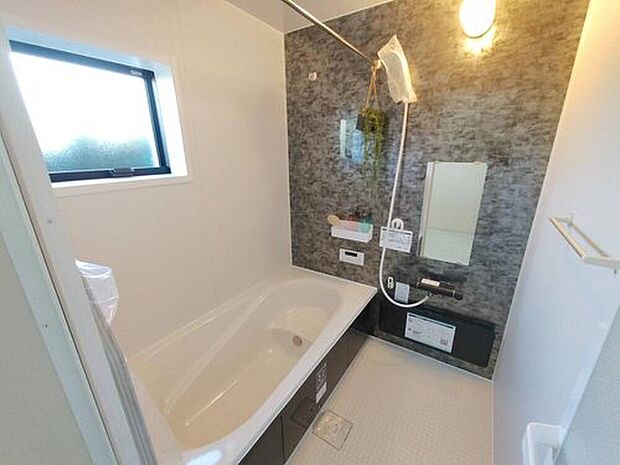 【≪Bathroom≫】一日の疲れを洗い流せるような憩いの空間。