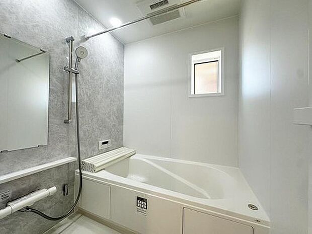 【≪Bathroom≫】一日の疲れを洗い流せるような憩いの空間。