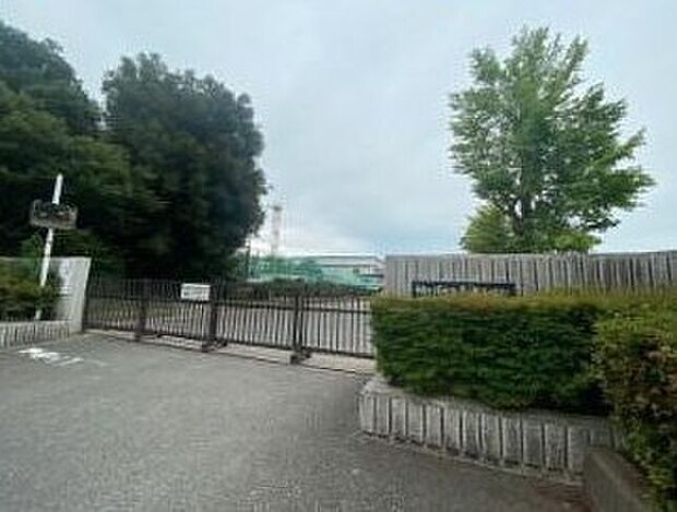 袖ケ浦市立長浦小学校（約926m）