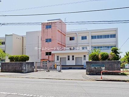 千葉市立千城台南中学校 666m (徒歩9分)