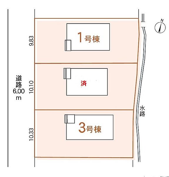  １号棟　２，３９０万円
２号棟　ご成約済み
２号棟　２，３９０万円

並列３台駐車できるカースペースあり☆