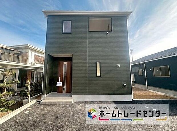 １号棟
全２棟、堂々完成いたしました！ぜひ現地にて、実際の建物・街並み・日当たり等ご確認下さい♪お問い合わせはお気軽に☆