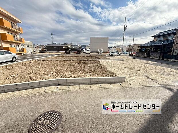 A~C号棟
当日のご見学予約も承ります。同じものは2つとない「夢のマイホーム」との出会いが待っているかもしれません♪