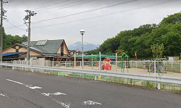 幼保連携型認定こども園にしこまの森（約550m）