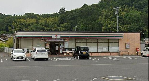 セブンイレブン瑞浪稲津町小里店(約981m)