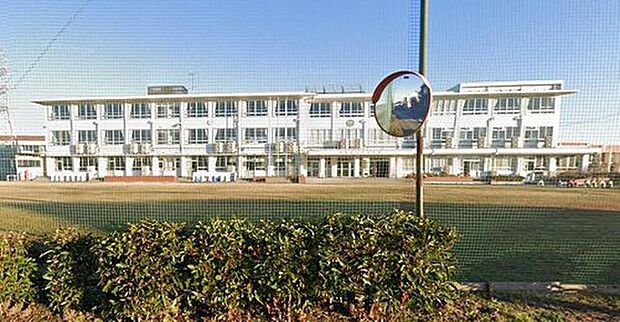 瑞穂市立西小学校（約350m）