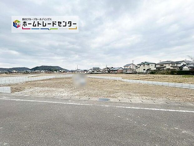 【現地写真】３号棟
土地面積　310.57m2
建物面積　115.41m2