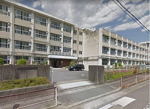 岐阜市立陽南中学校(約600m)