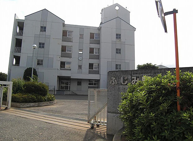 福岡中学校（約1,000m）