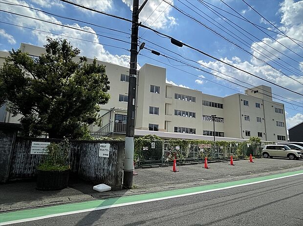 富士見市立西中学校