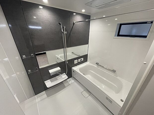 【＜施工事例＞浴室】通常サイズよりも大きな１６２０サイズでゆったりとした浴室になります！他にはない特別な空間を♪