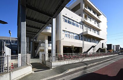 沖洲小学校 850ｍ