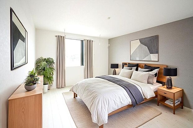 【主寝室】主寝室は広々していて安らげる空間に。大きな窓から光が差し込み、朝の目覚めも良さそう♪※施工事例です。実物とは異なります。