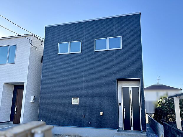 とさでん交通後免町駅まで徒歩5分♪駐車台数なんと4台！人気の南国市エリアにある新築物件です。※外構工事中