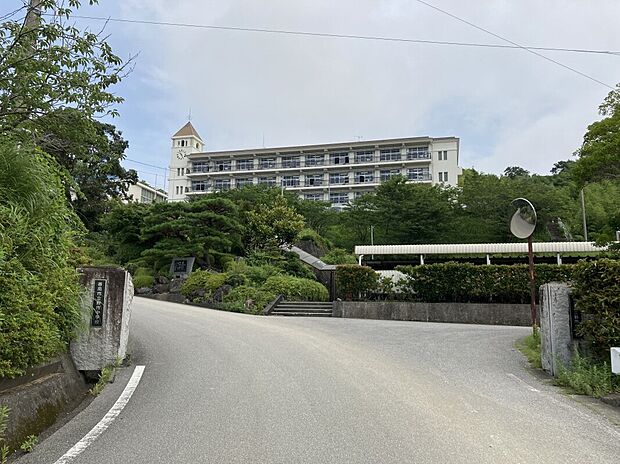 香南市立野市中学校(約2,600m)