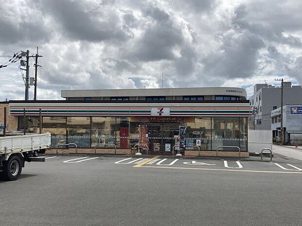 セブンイレブン 高知丸池町店
