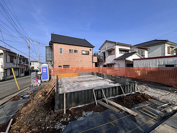 2方向から光と風が抜ける角地物件。