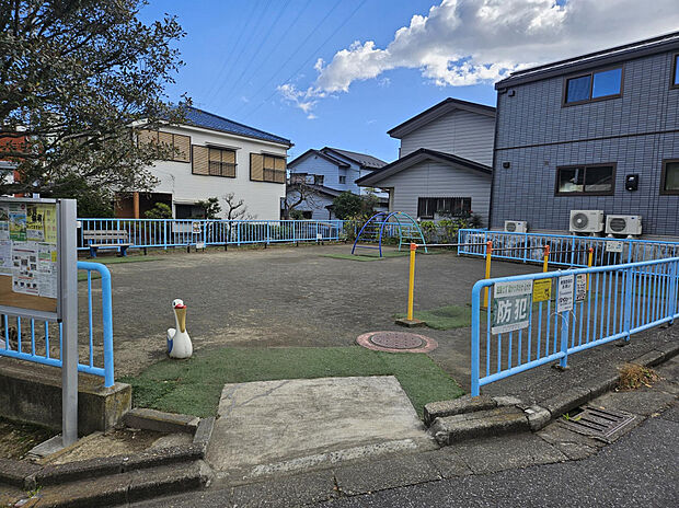 粟田2丁目第2公園(約362m)