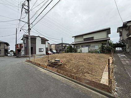 販売現地