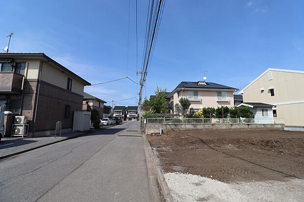 前面道路含む現地(造成後)