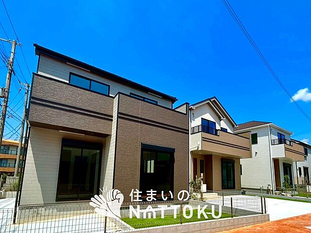 現地写真(街並み)
全3邸
駐車2台可能