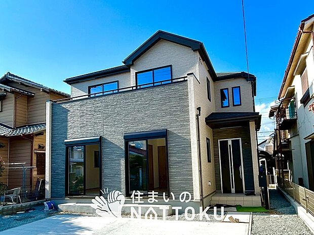 現地写真（外観）
限定１邸
駐車３台可能
