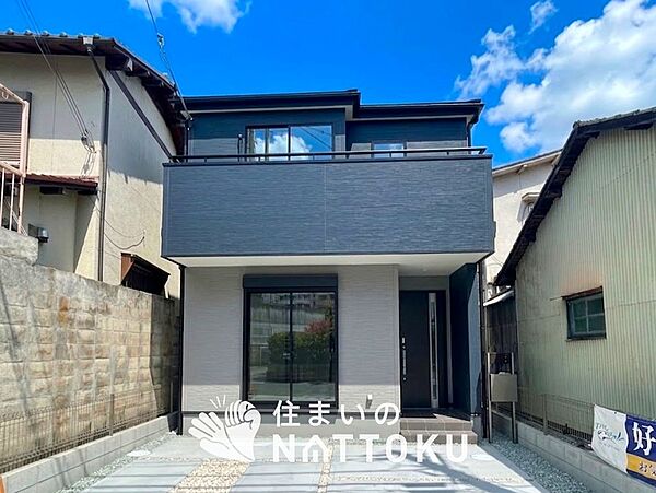 現地写真（外観）
限定１邸
駐車２台可能